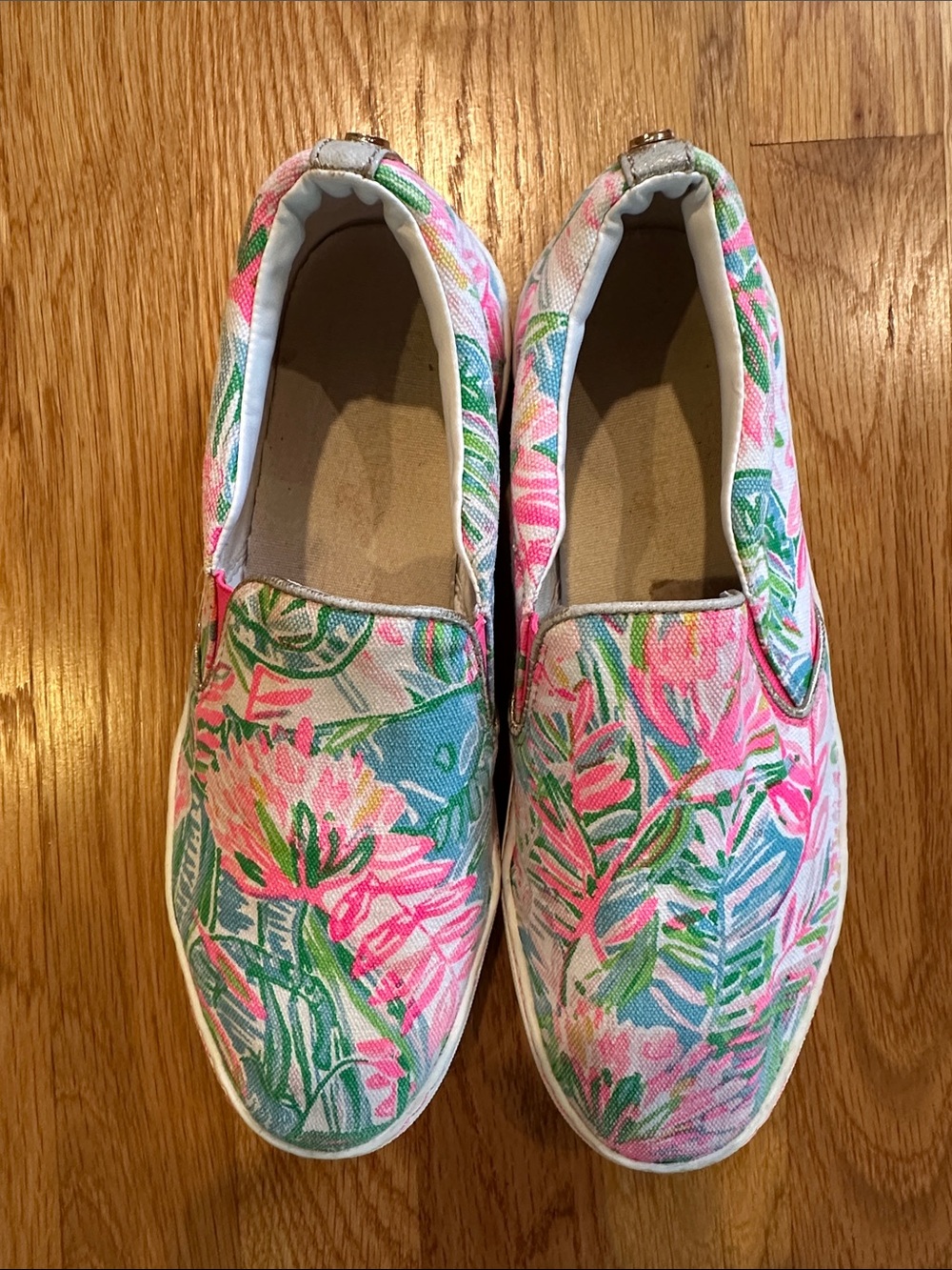 Lilly Pulitzer Floral Slip-On Canvas Sneakers - Pink & Blue size 8.5